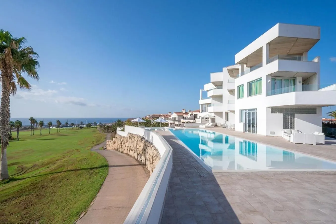 Amarilla Golf Villas-Wonderful Accommodation - Stunning Views San Miguel de Abona 0*,  İspanya